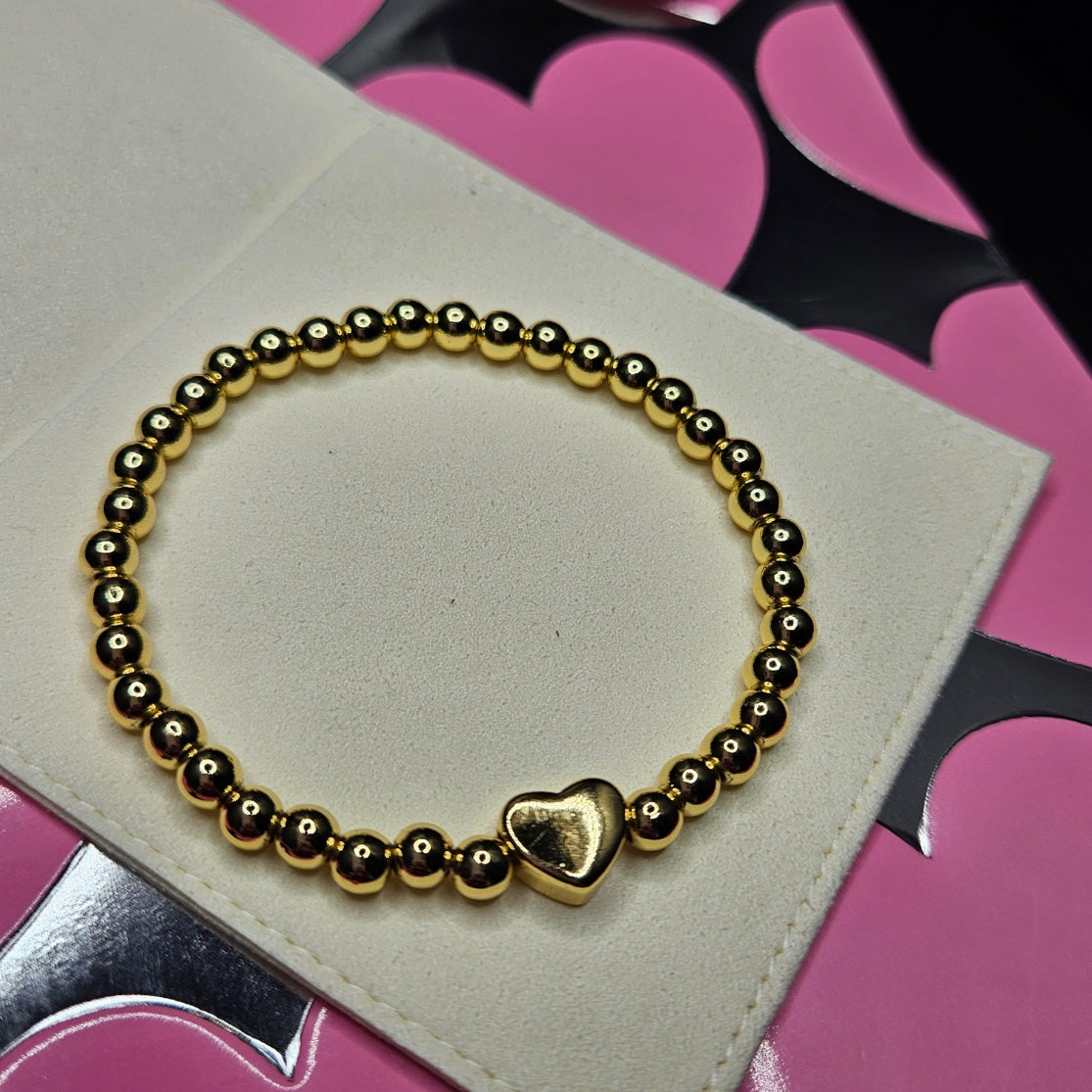 Heart on my sleeve bracelet