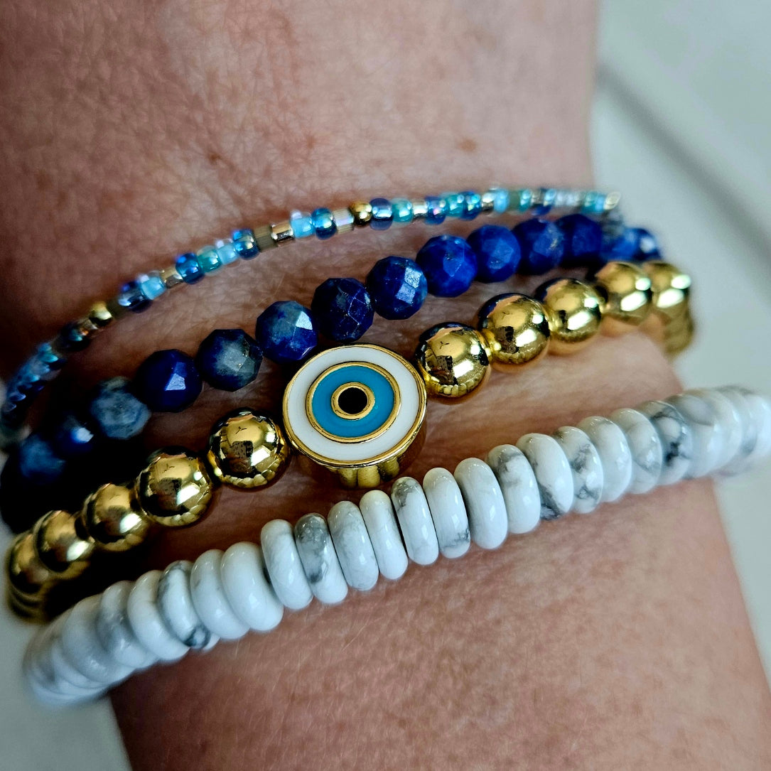 Howlite disk bracelet
