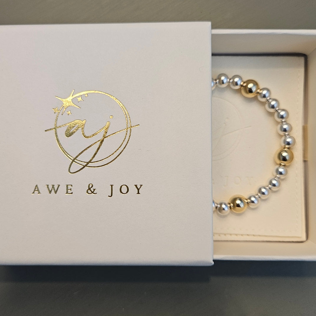 The Showstopper bracelet
